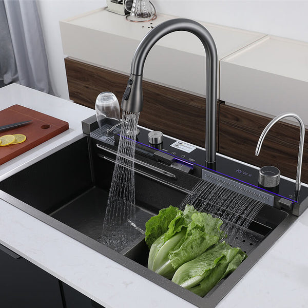 Lavello da cucina di lusso con display digitale e design a cascata